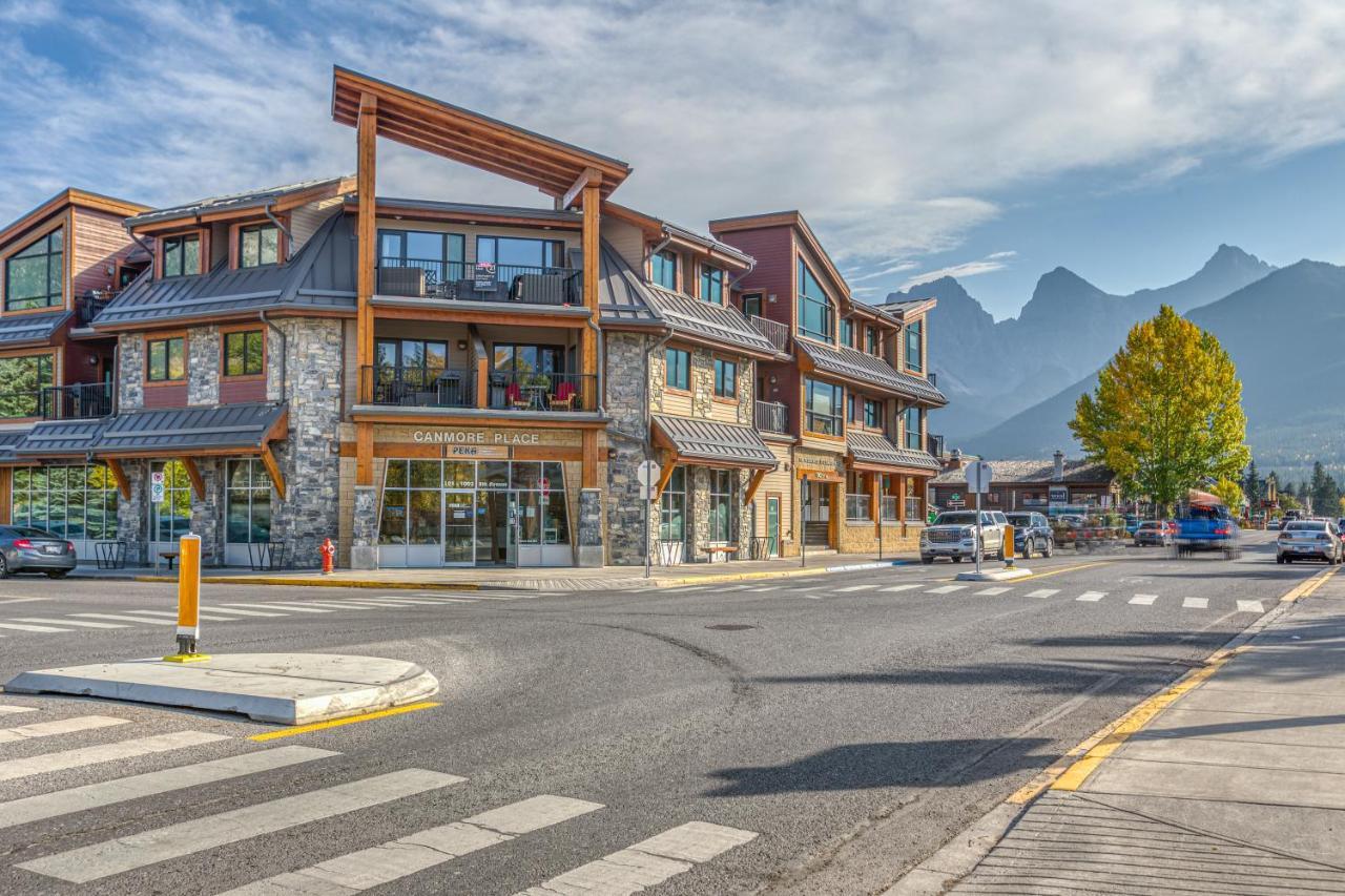 Villa Beautiful Peak Vista - 2Br W Stunning Mt Views Canmore Esterno foto
