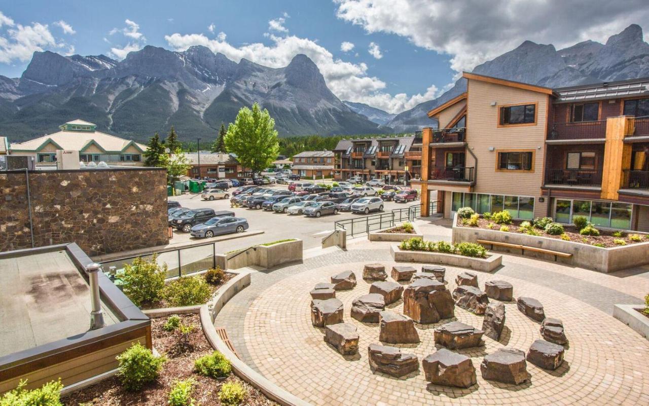 Villa Beautiful Peak Vista - 2Br W Stunning Mt Views Canmore Esterno foto