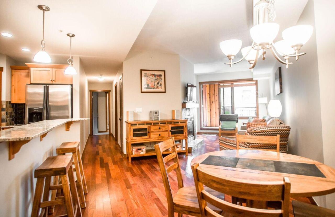 Villa Beautiful Peak Vista - 2Br W Stunning Mt Views Canmore Esterno foto